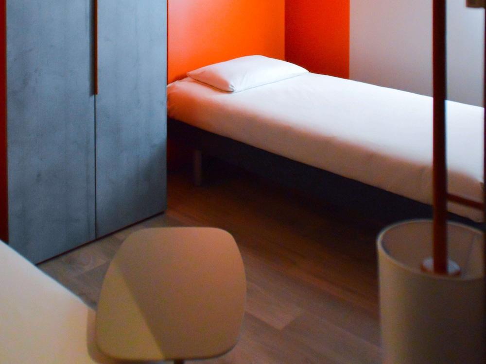 Ibis Budget 2*